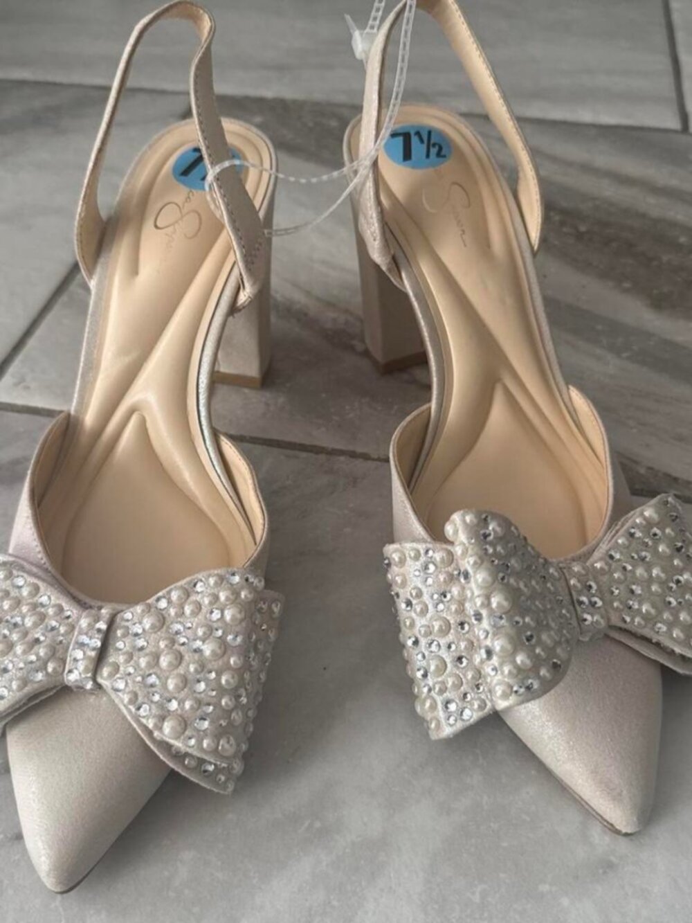 Jessica Simpson Women's Courts